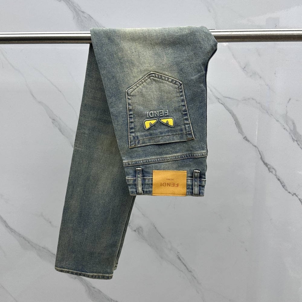 Джинсы мужские фото 2