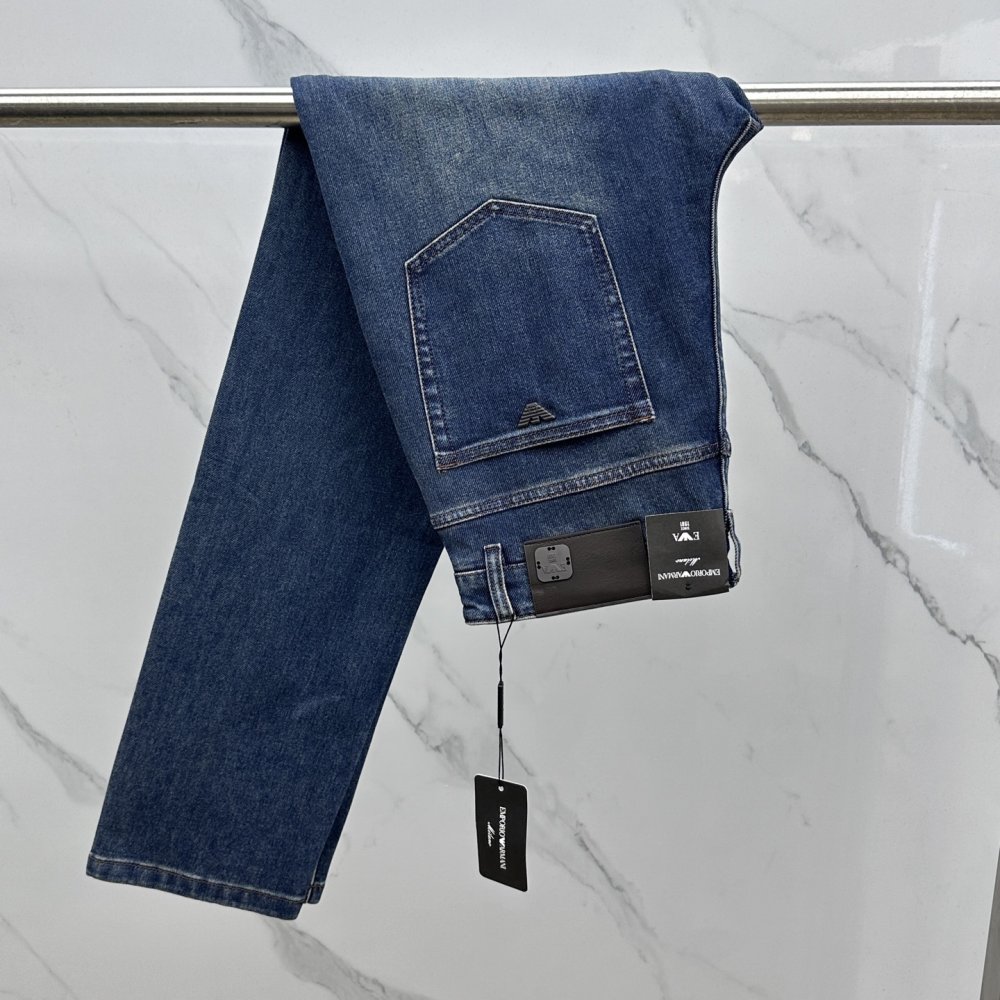 Джинсы мужские фото 2