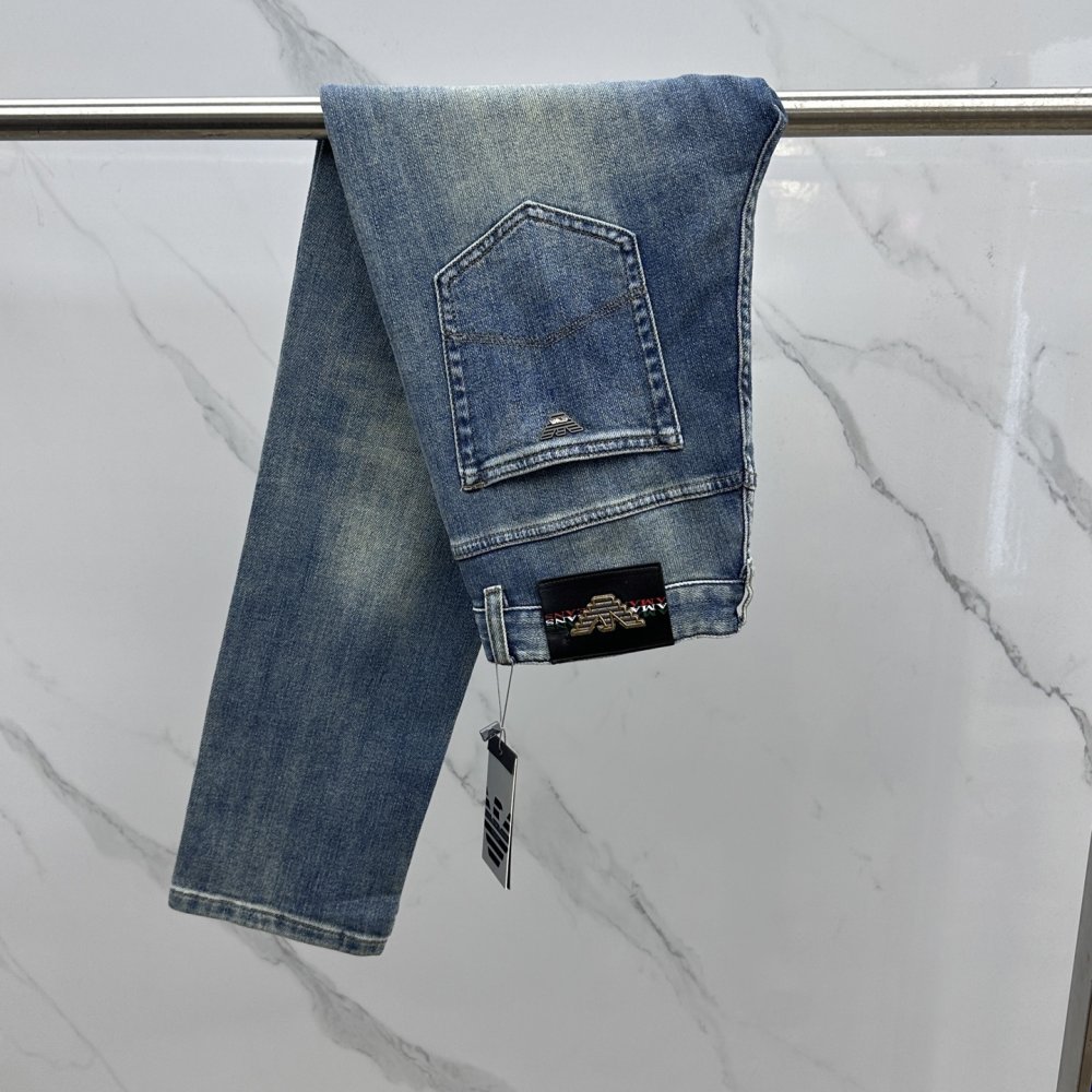 Джинсы мужские фото 2