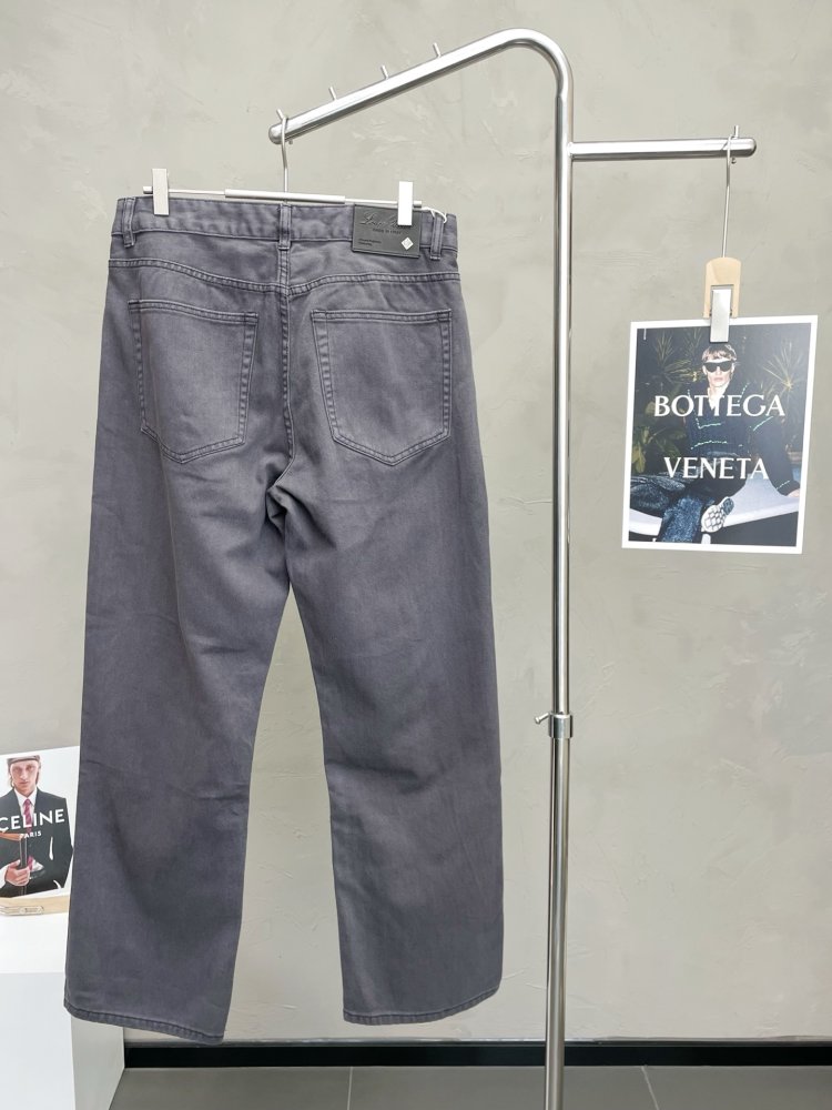 Джинсы мужские фото 2