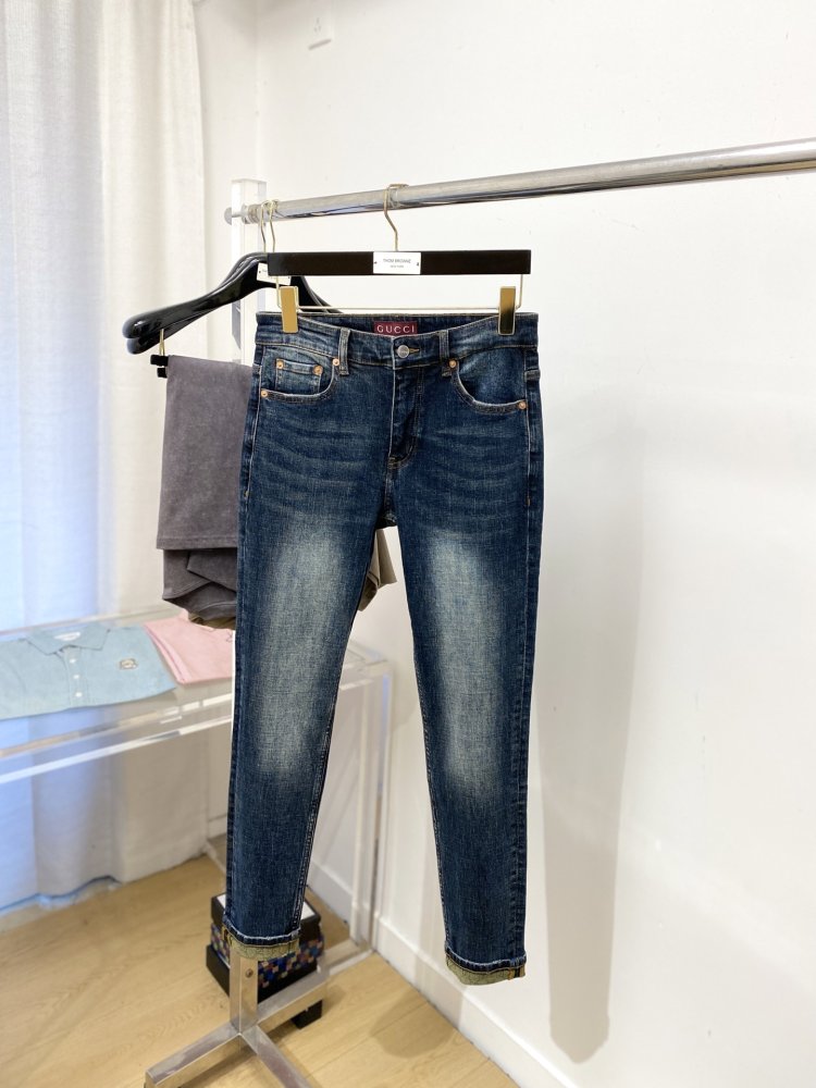 Джинсы мужские фото 2