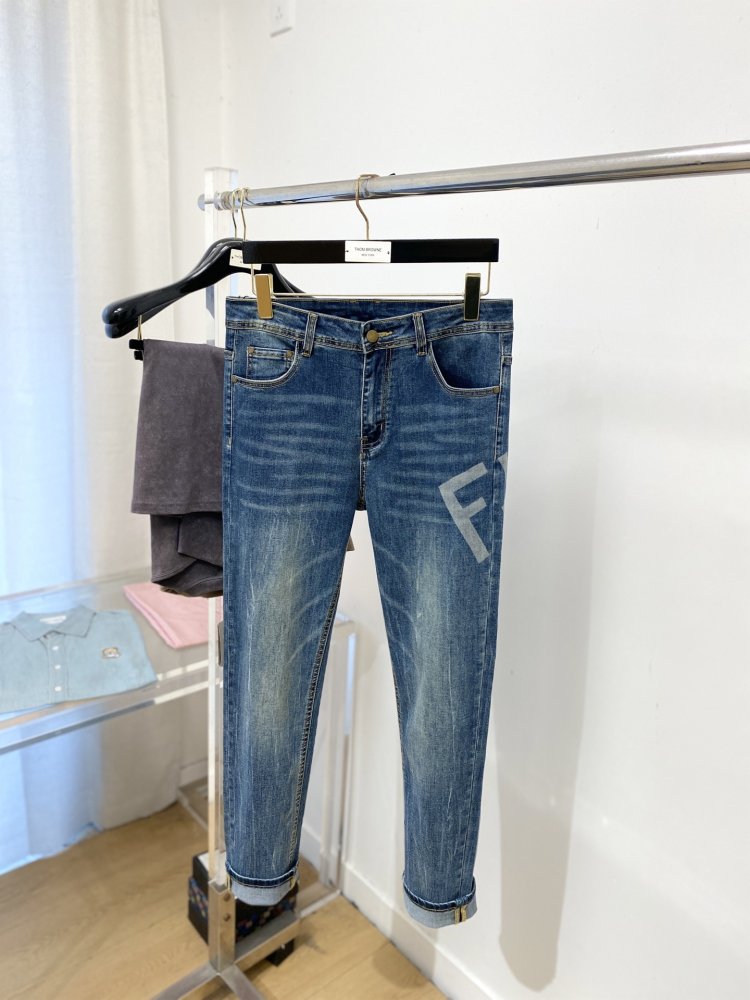 Джинсы мужские фото 2