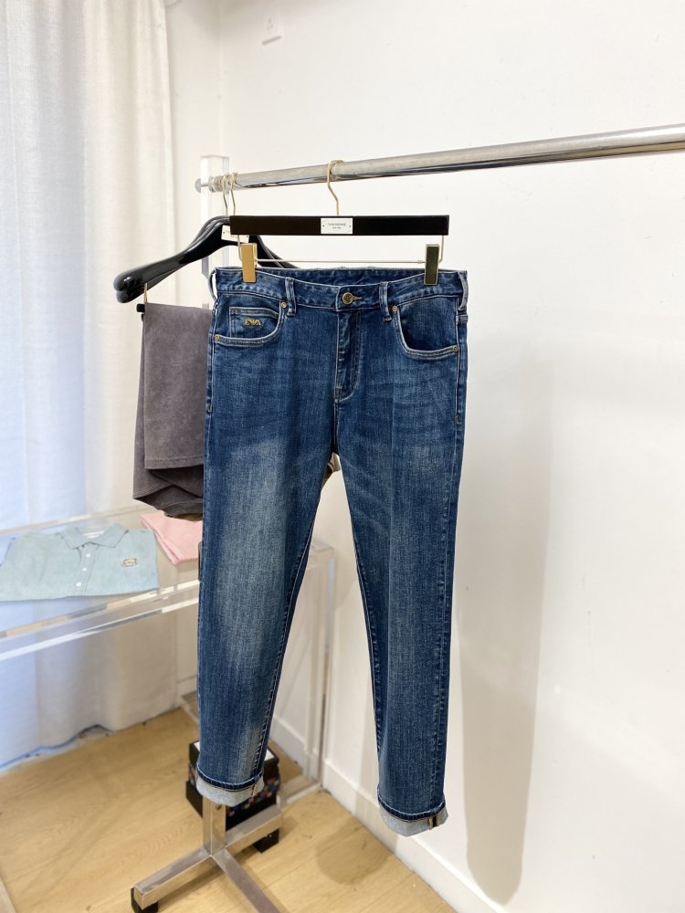 Джинсы мужские фото 2