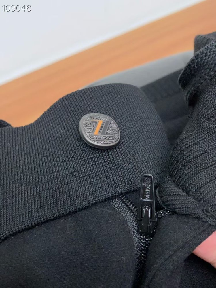 Джинсы мужские фото 5