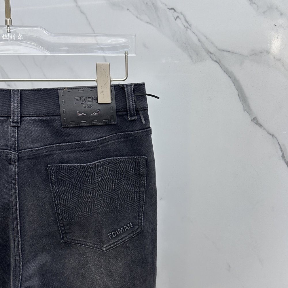 Джинсы мужские фото 8