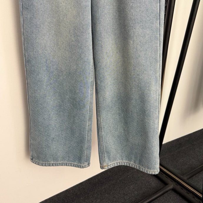 Джинсы с высокой талией фото 3