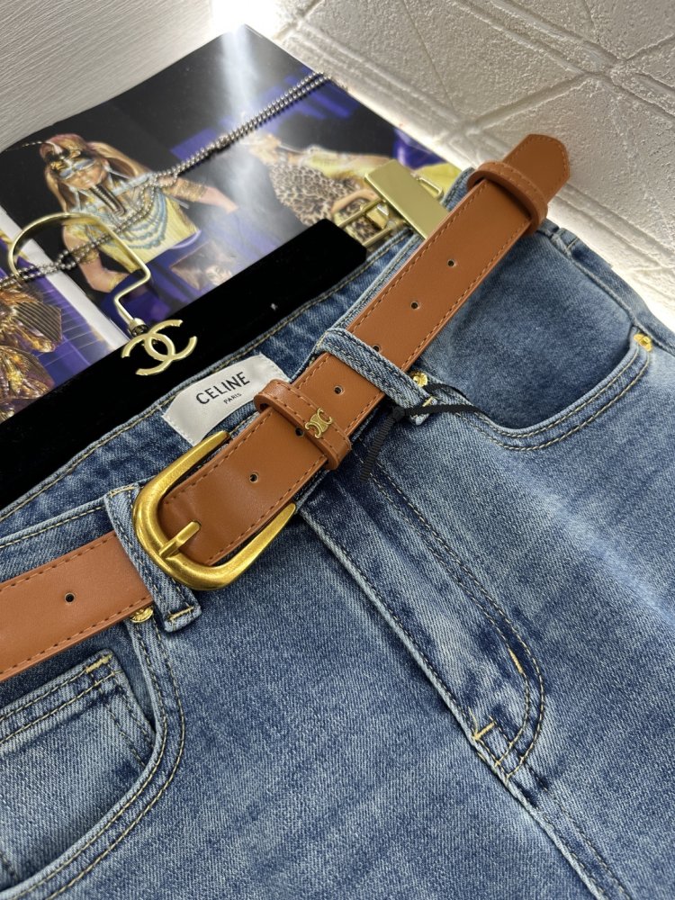 Джинсы женские с поясом и расклешенными штанинами фото 5