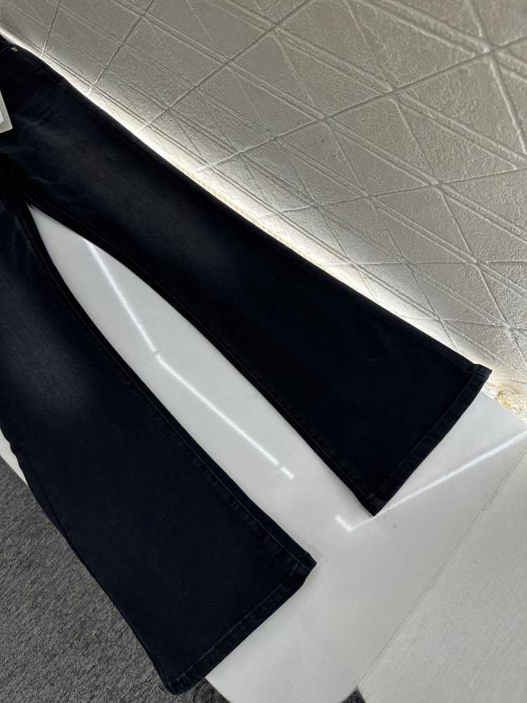 Джинси жіночі з поясом і расклешенными штанинами фото 5