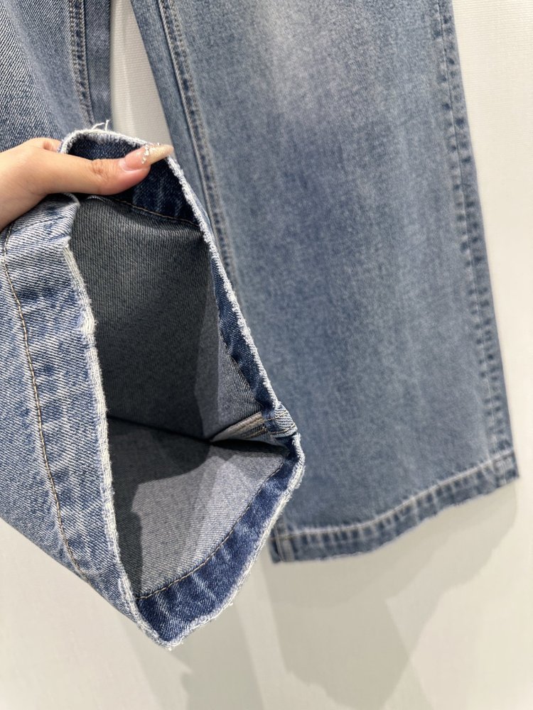 Jeans women's with rhinestones фото 5