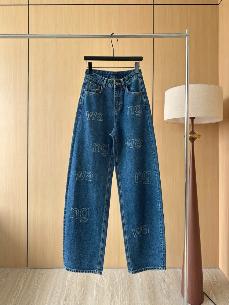 Джинсы женские