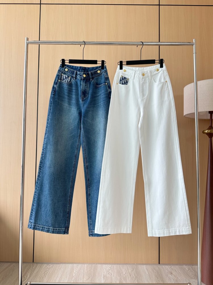 Джинсы женские