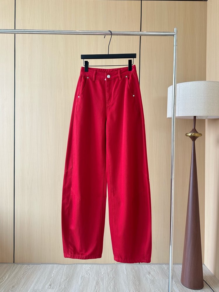 Джинси жіночі