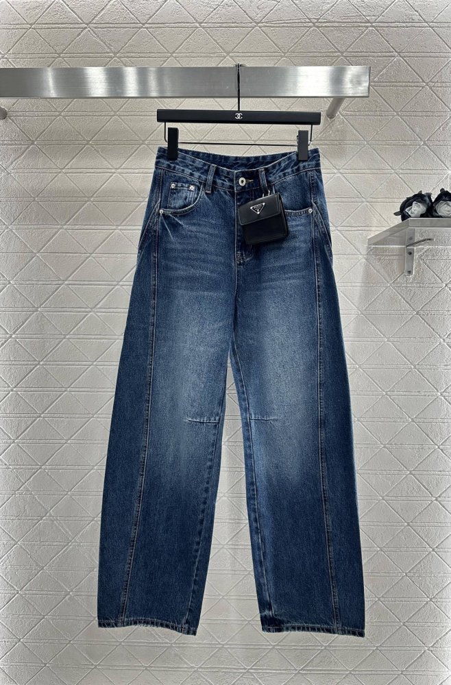 Джинсы женские