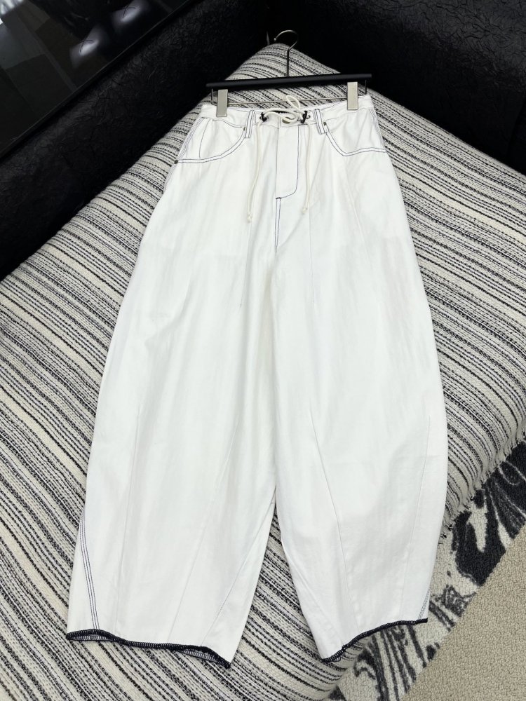 Джинсы женские