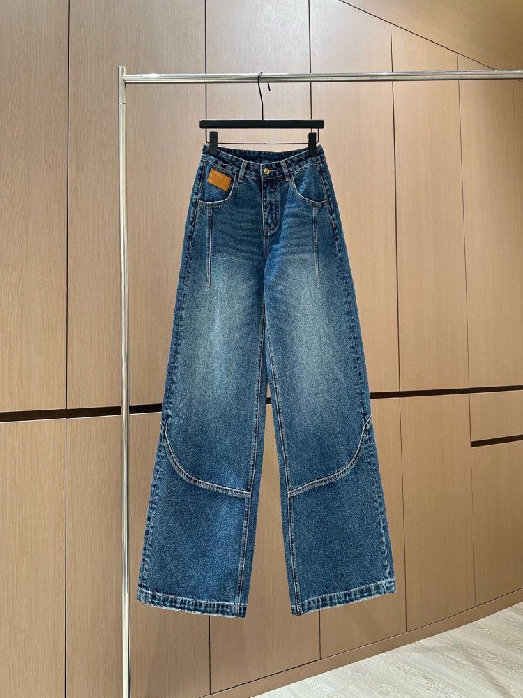 Джинсы женские