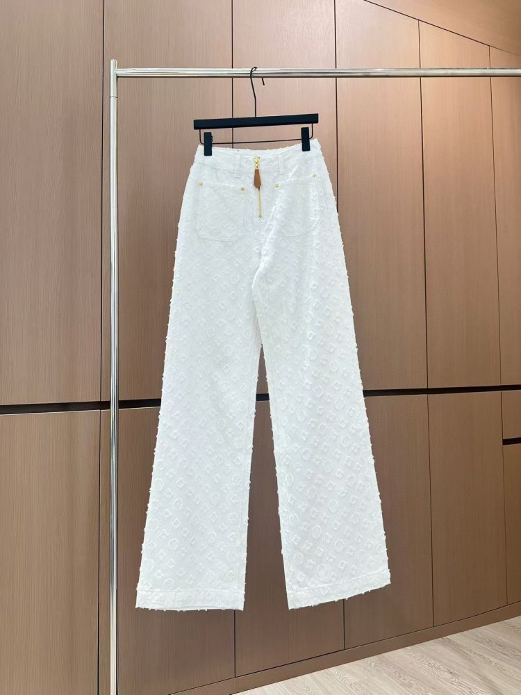 Джинсы женские