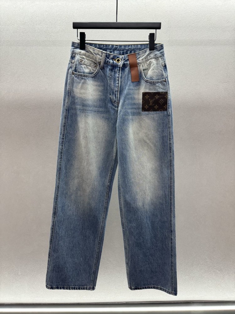 Джинсы женские