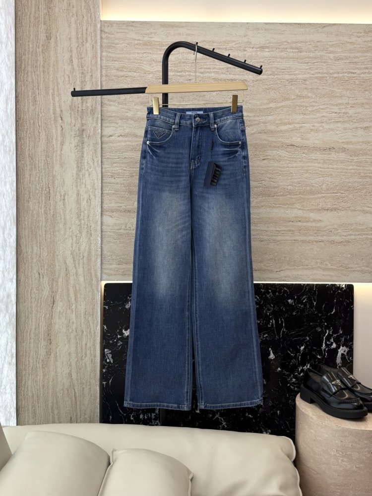 Джинсы женские