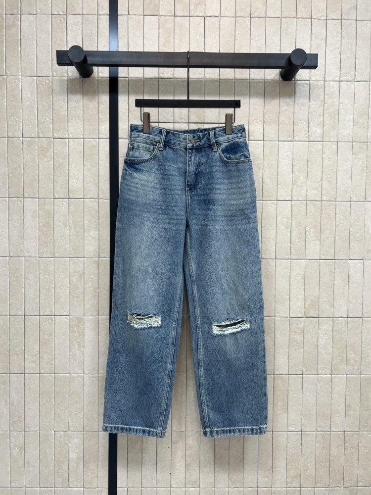 Джинсы женские