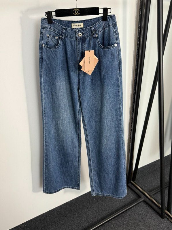 Джинси жіночі