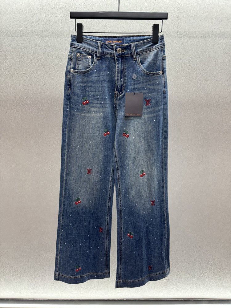 Джинсы женские