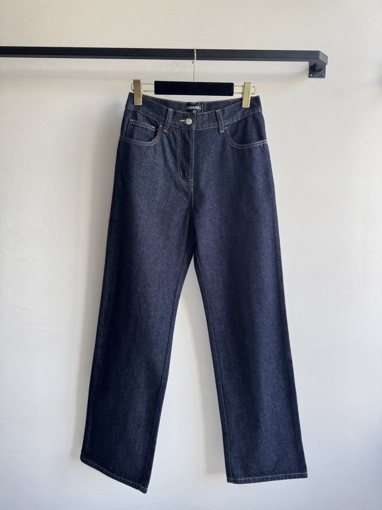 Джинсы женские