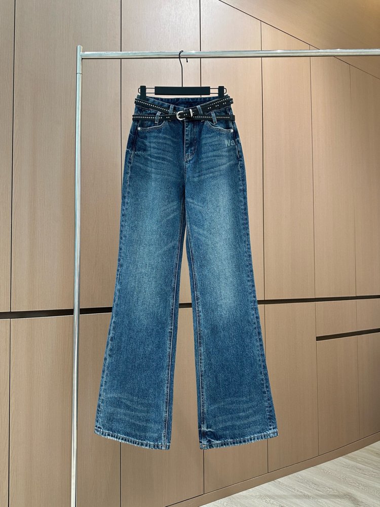 Джинсы женские