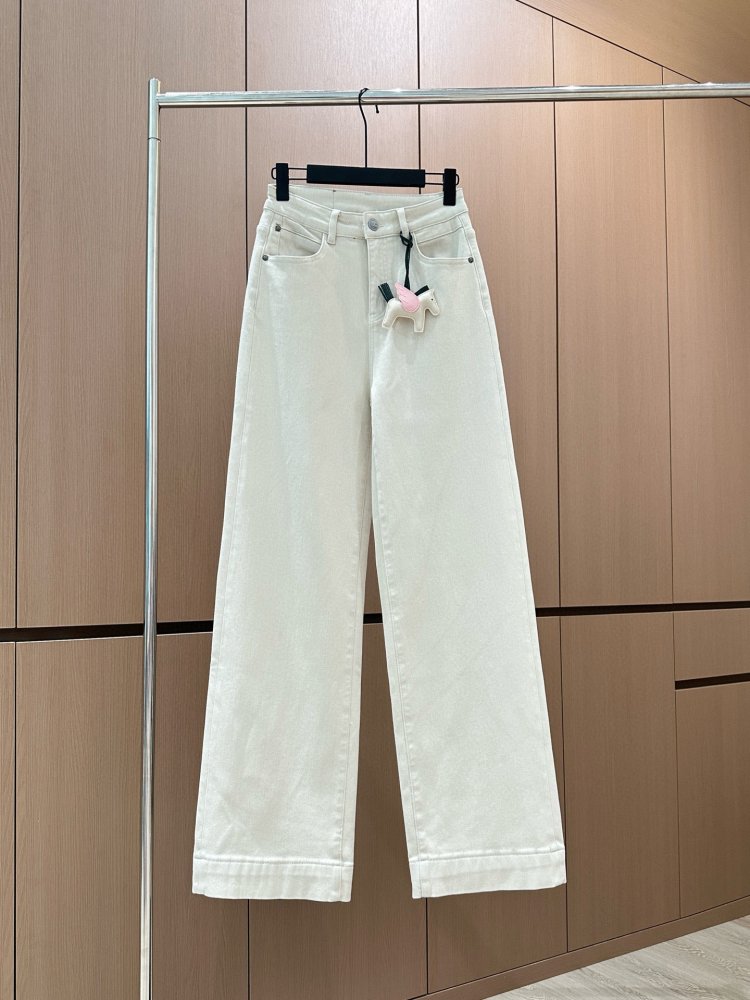 Джинсы женские