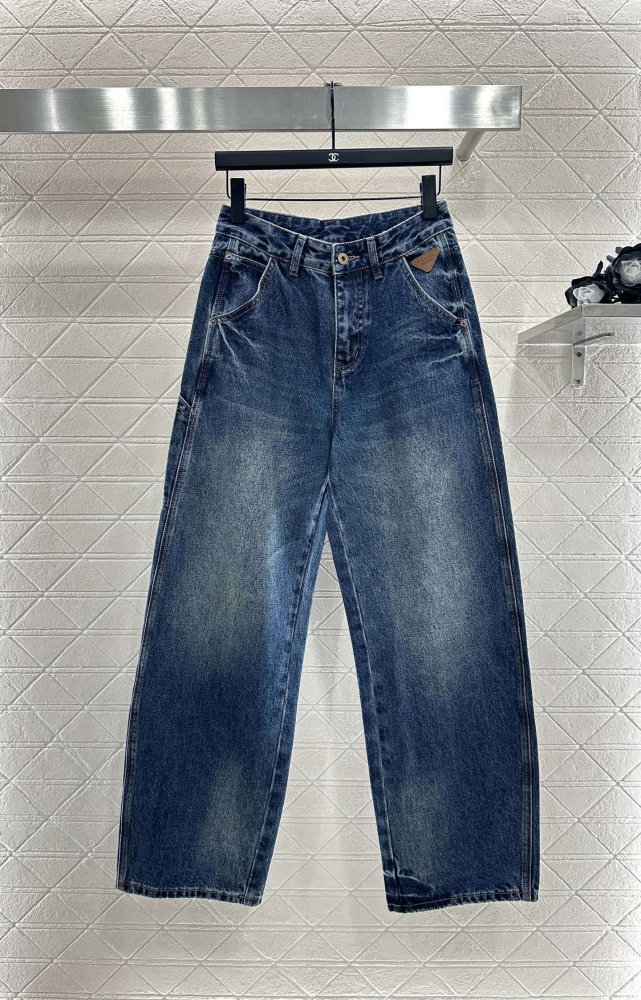 Джинсы женские