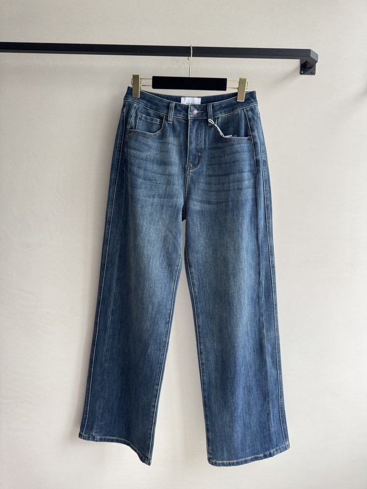 Джинсы женские