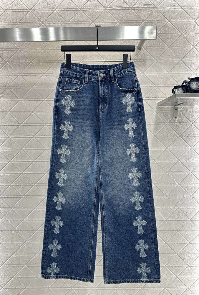 Джинси жіночі