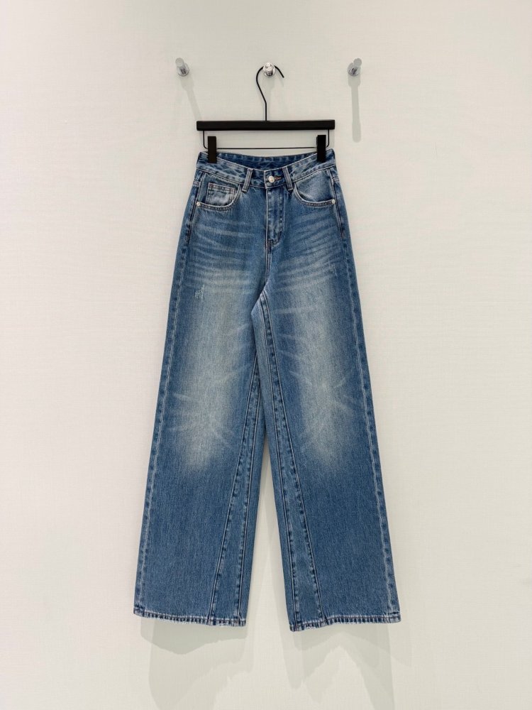 Джинсы женские