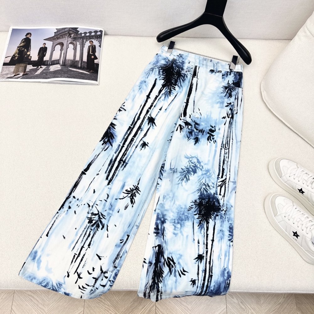 Джинси жіночі