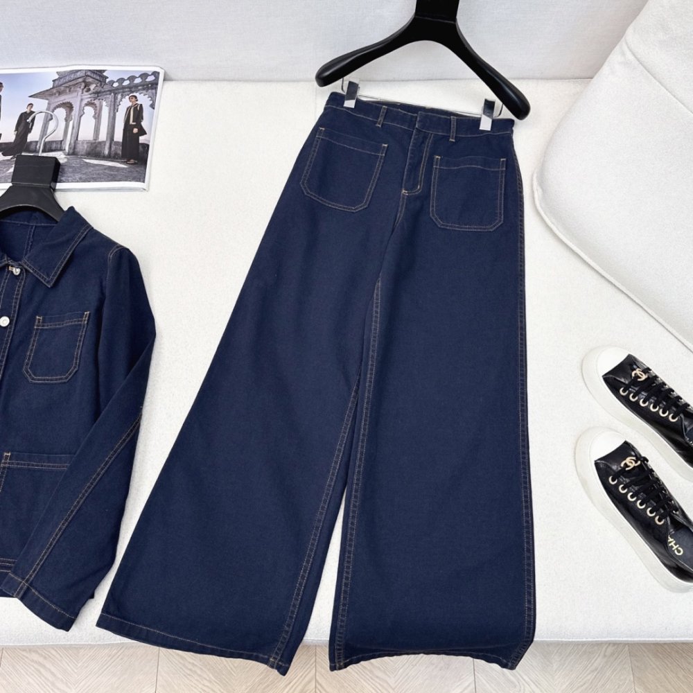 Джинси жіночі