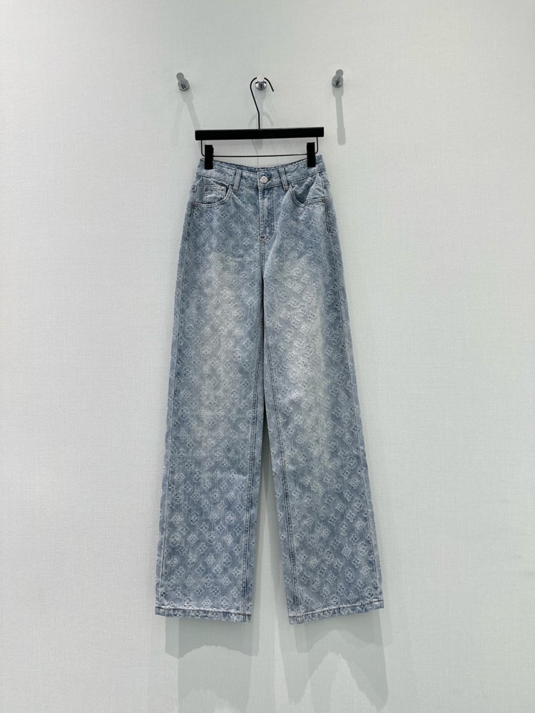 Джинсы женские