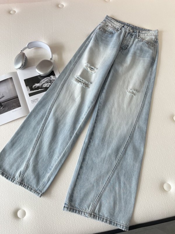 Джинсы женские