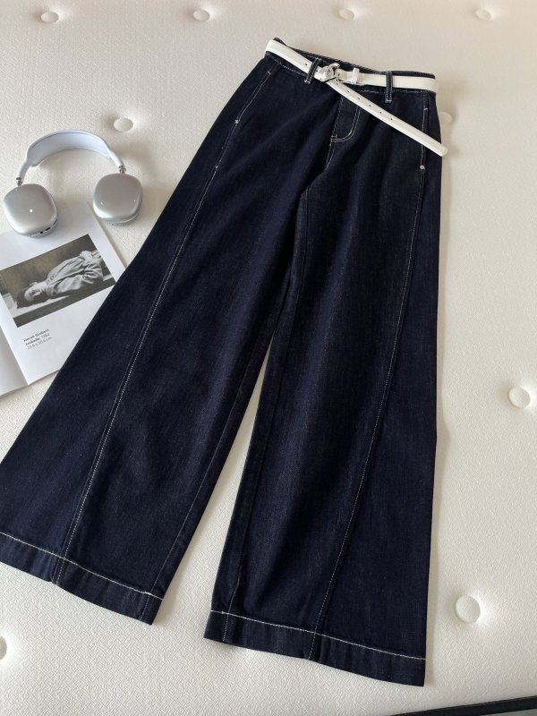 Джинсы женские