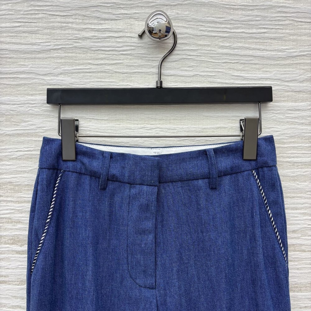 Джинсы женские фото 2