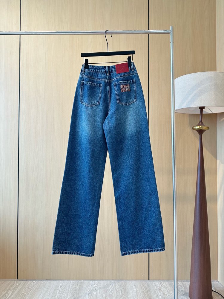 Джинсы женские фото 2