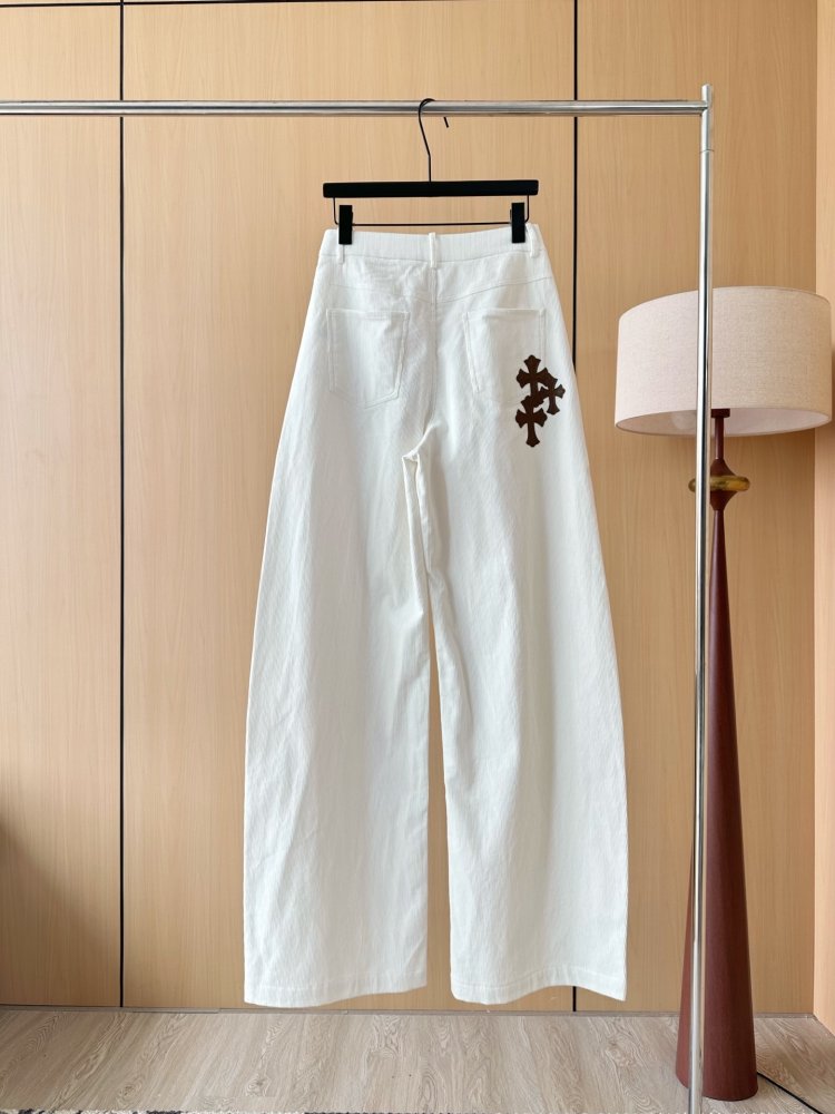 Джинсы женские фото 2