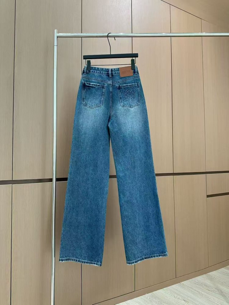 Джинсы женские фото 2