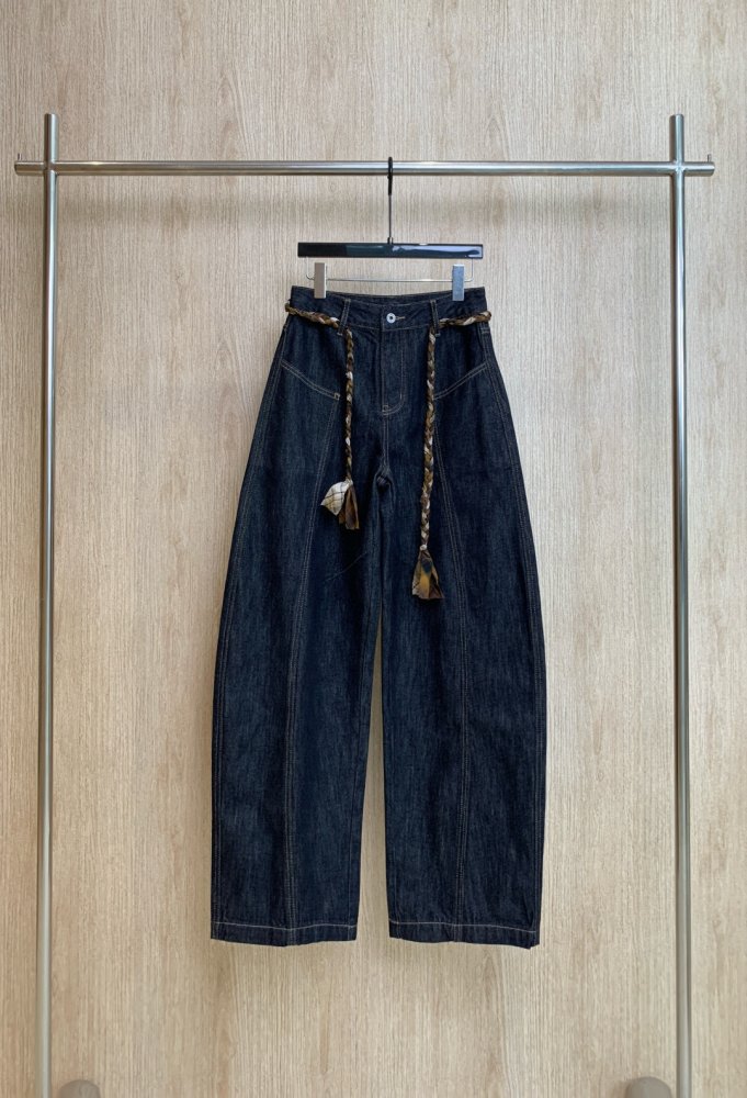 Джинсы женские фото 2