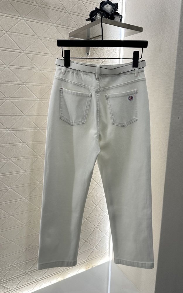 Джинсы женские фото 2