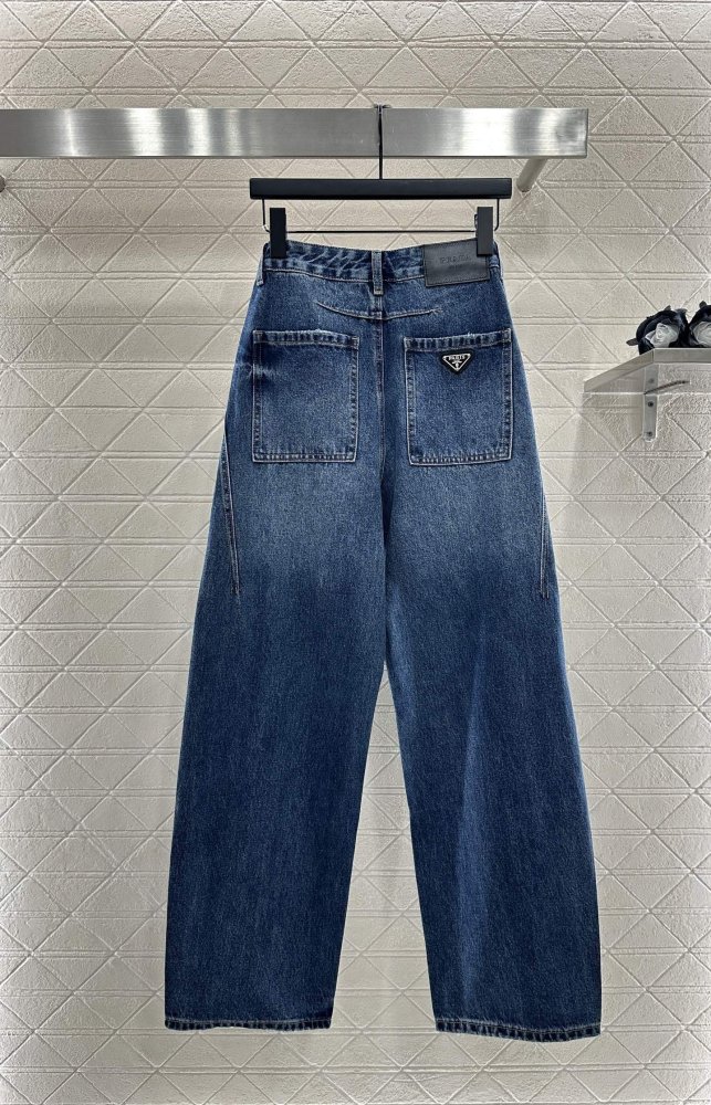 Джинсы женские фото 2