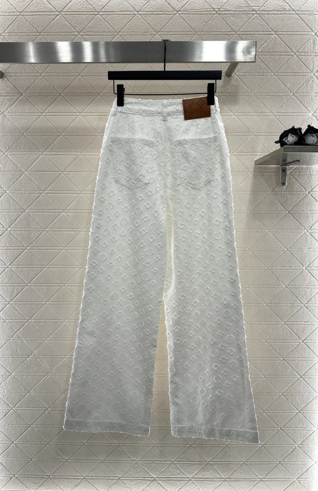 Джинсы женские фото 2