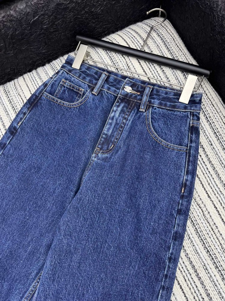 Джинсы женские фото 2