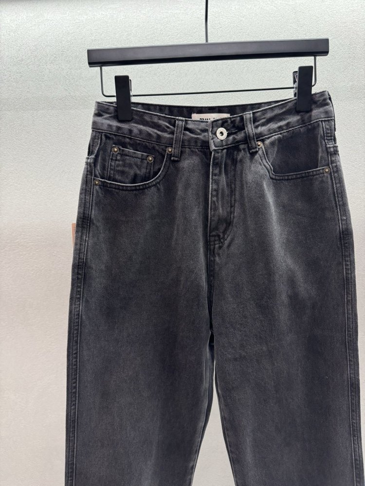 Джинсы женские фото 2