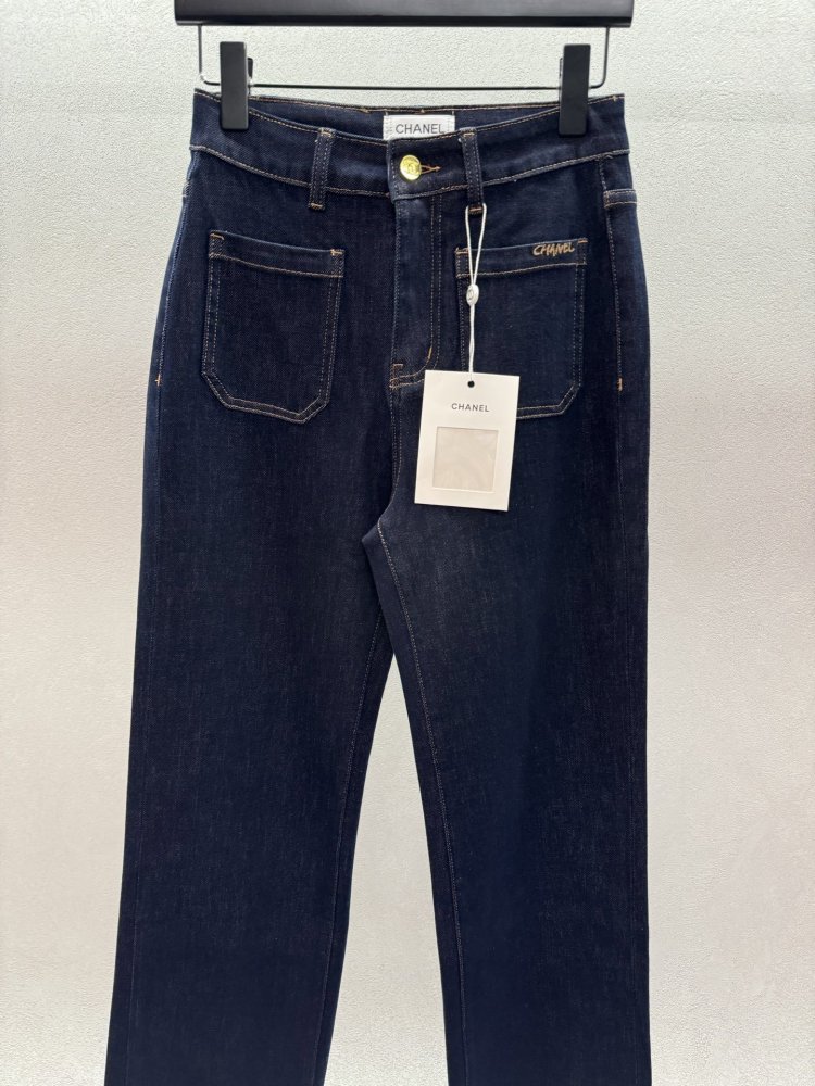 Джинсы женские фото 2