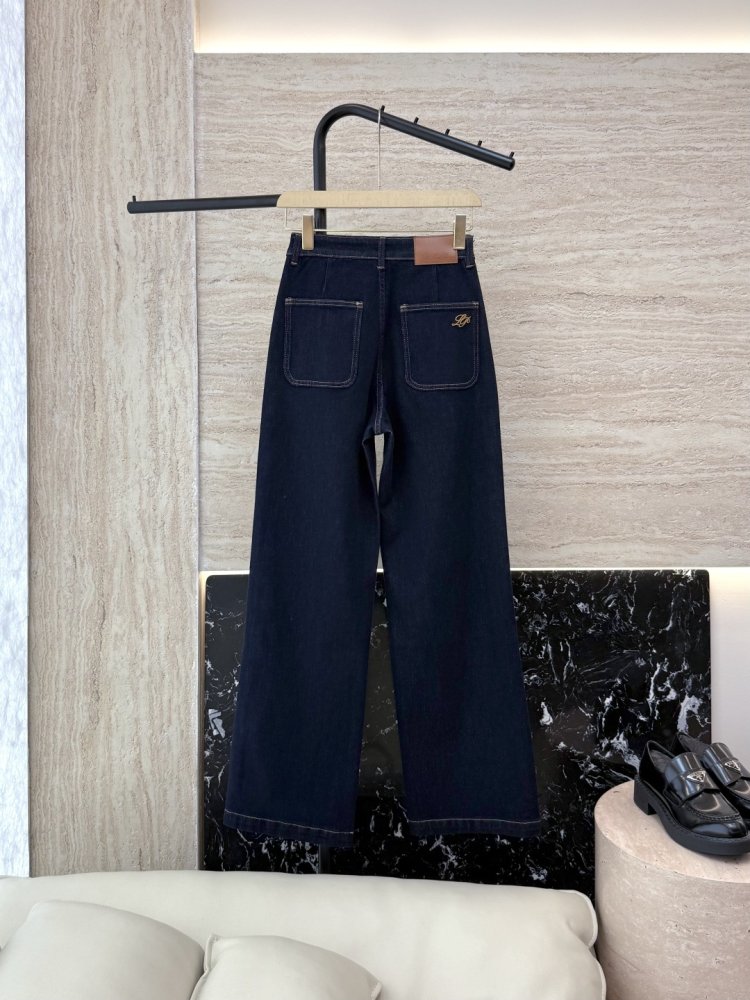 Джинсы женские фото 2