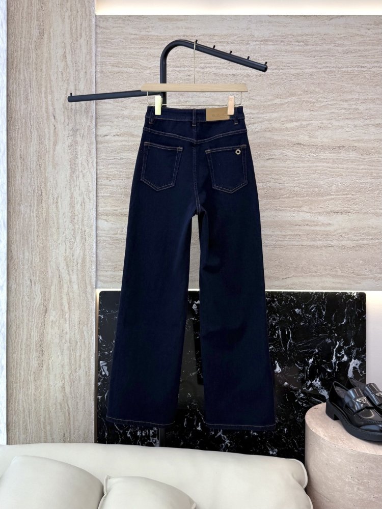 Джинсы женские фото 2